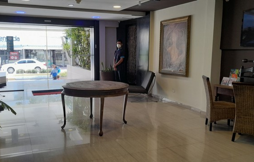 Hotel Colibri