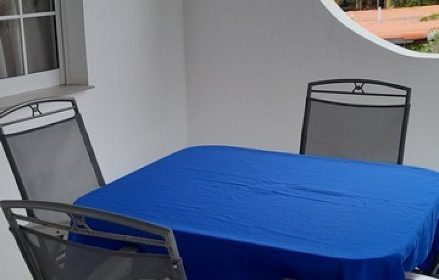 Lindo Apartamento Vacacional en La Mira.